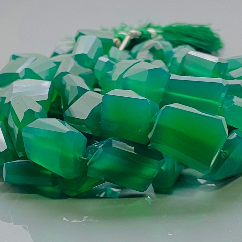 Natural Green Onyx 13-18mm Step Cut Nugget AAA Grade Gemstone Beads Strand